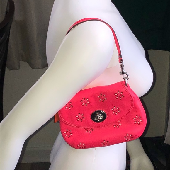 Coach Handbags - COACH MiniBag NWOT Purse